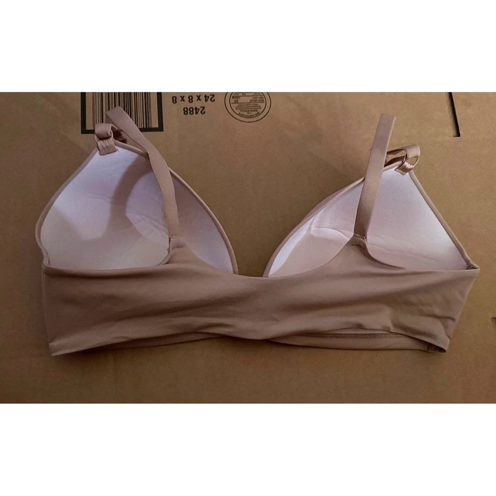 Victoria's Secret PINK Bra WIRELESS 38D Beige Good Lightly Lined Wear Everywhere